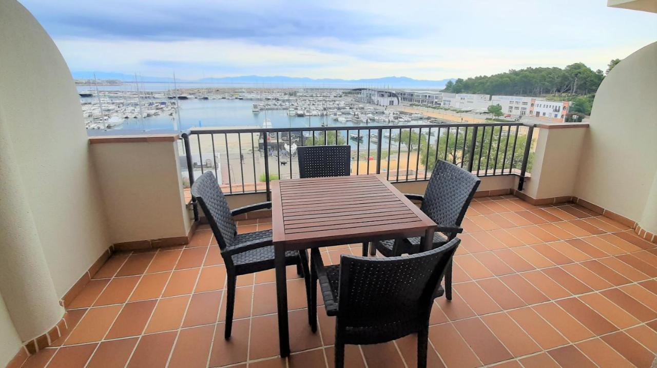 Apartaments Club Nautic L' Escala Ngoại thất bức ảnh