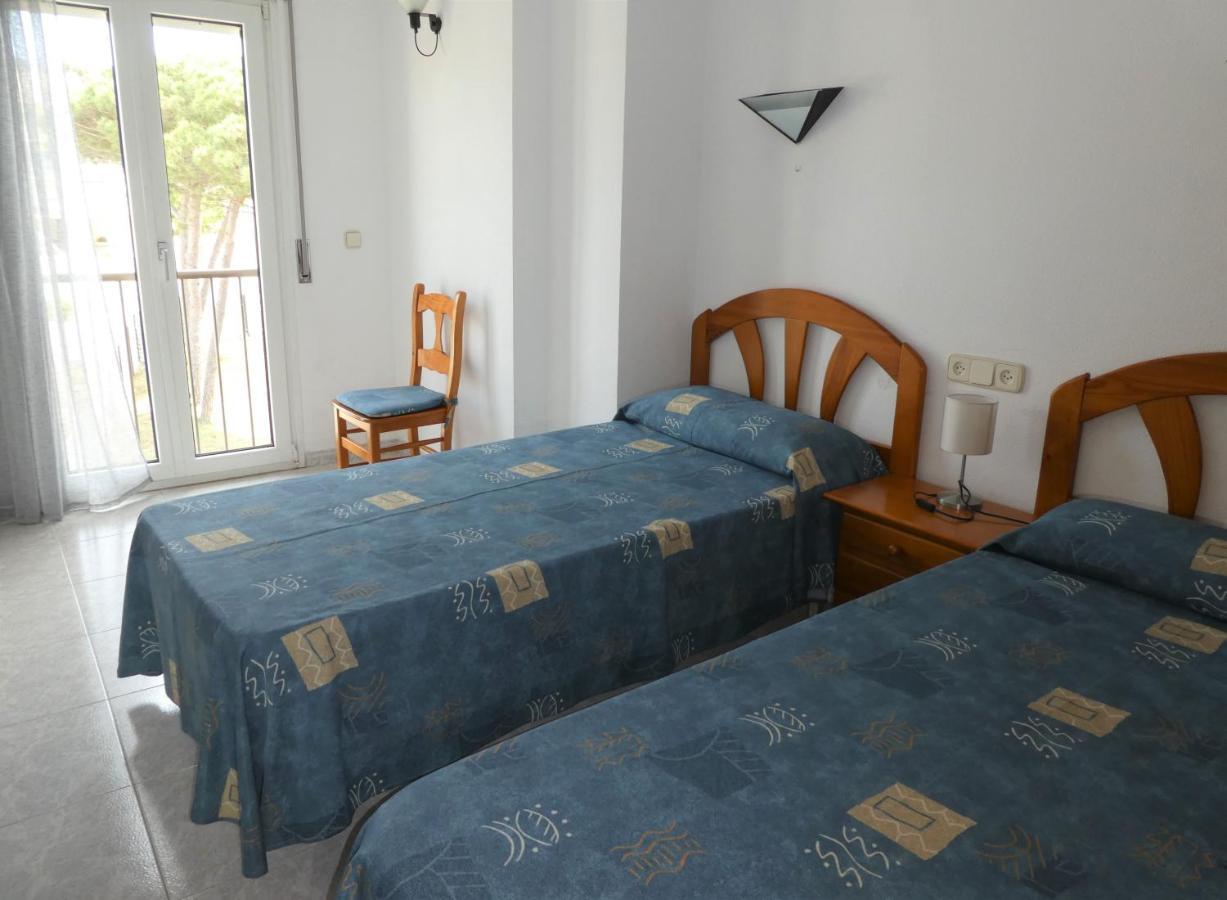 Apartaments Club Nautic L' Escala Ngoại thất bức ảnh