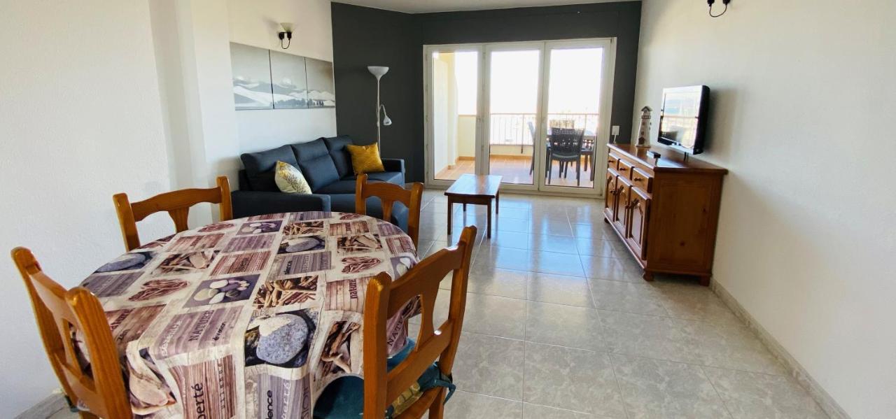Apartaments Club Nautic L' Escala Ngoại thất bức ảnh
